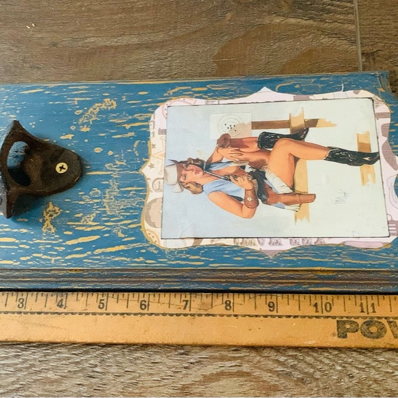 Klein Bottle opener - Picture 3 of 7